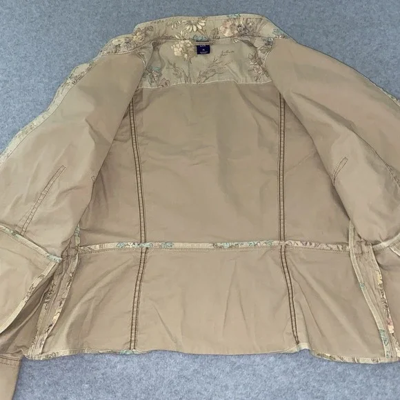 GAP Women's XL Khaki Cotton Twill Jacket Floral Trim Utility Peplum Button Up - Picture 8 of 16